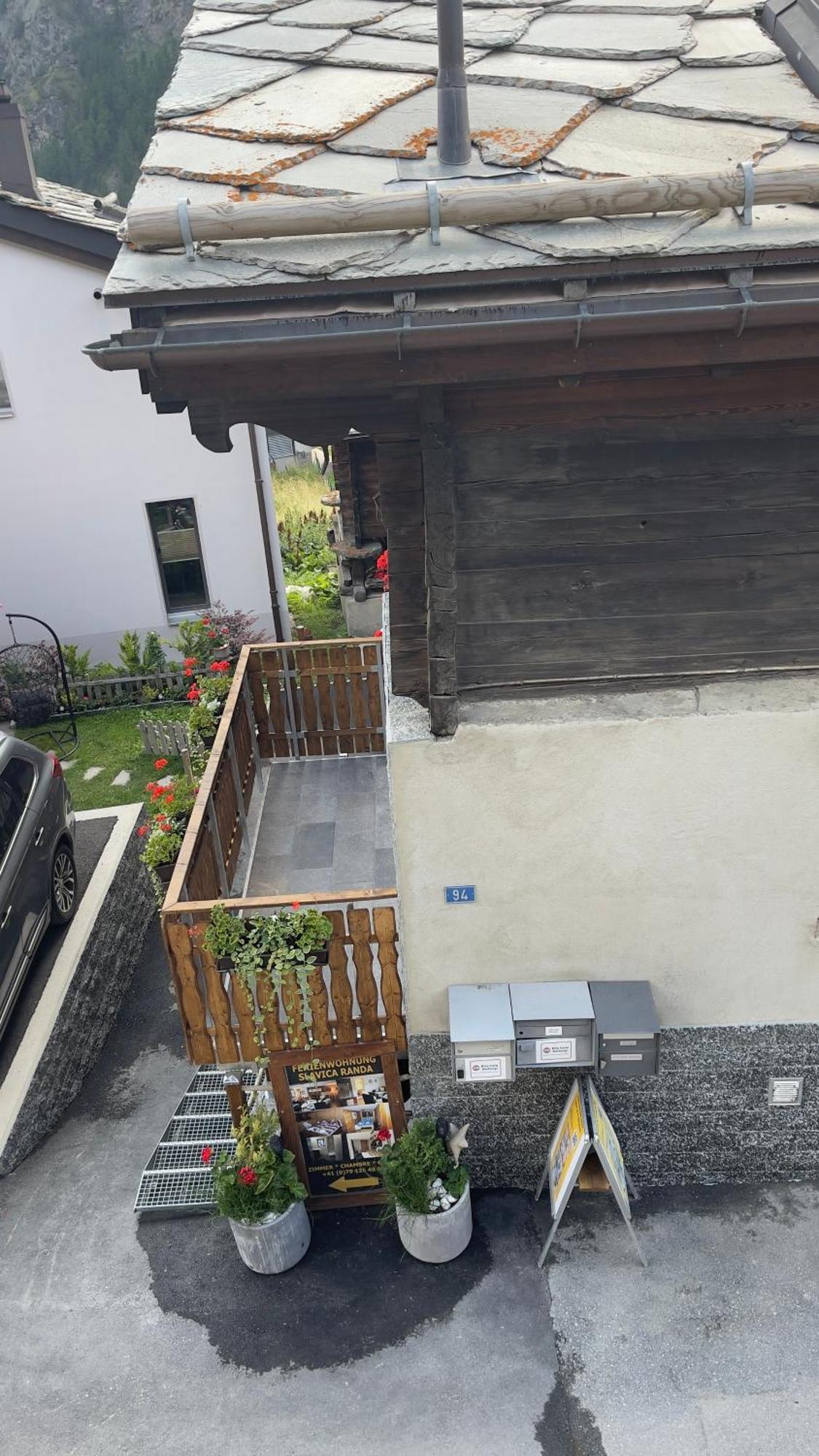 Ferienwohnung Slavica Dorfstrasse 94 Randa Exterior photo
